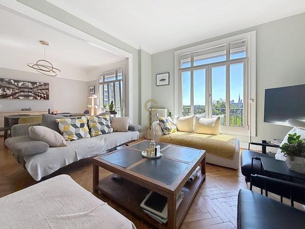 Splendide appartement Hausmanien de 197 m2