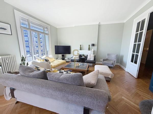 Splendide appartement Hausmanien de 197 m2