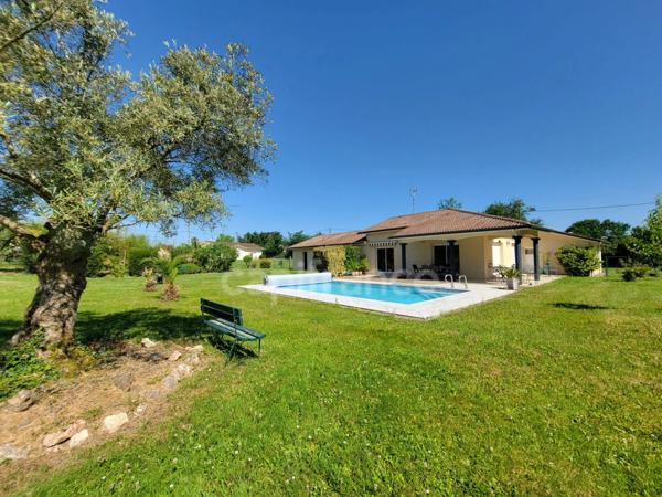 Plain-pied 3 chambres · Piscine au sel · Chauffage au sol