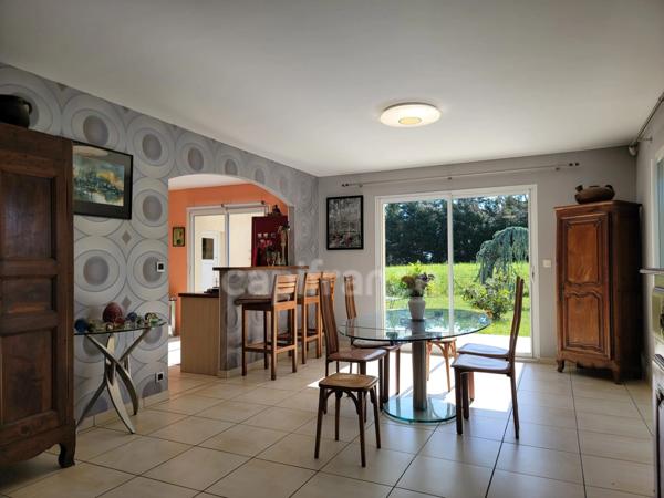 Plain-pied 3 chambres · Piscine au sel · Chauffage au sol