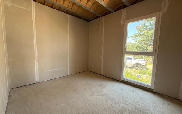 Appartement à vendre    4 pièces • 93 m2 Furiani