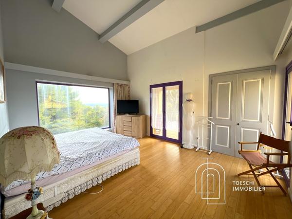 MAGNIFIQUE PROPRIÉTÉ À VENDRE – LES HAUTEURS DE NÎMES