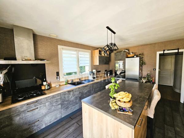 Maison à vendre 7 pièces CRISSEY (71)