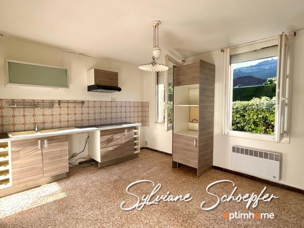 Maison de plain-pied 2 chambres à Bollène