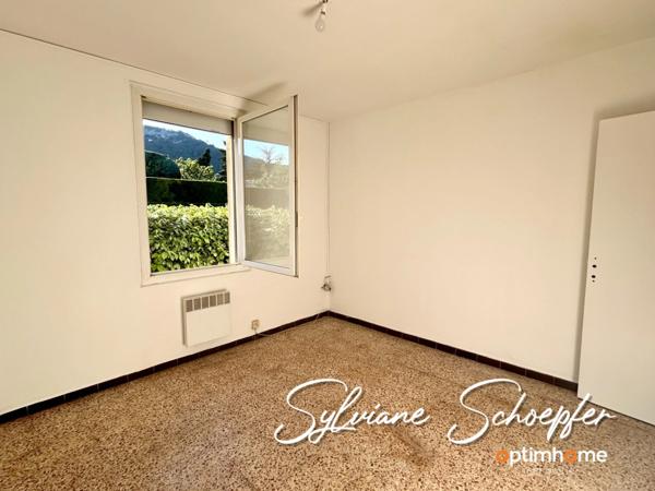 Maison de plain-pied 2 chambres à Bollène
