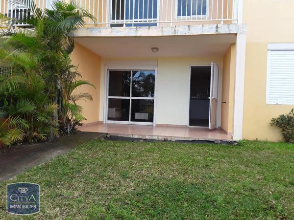 Appartement à louer 2 pièces 50.67m² Les Avirons (97425)