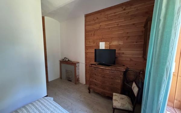 Maison à vendre    4 pièces •  Molières-sur-Cèze