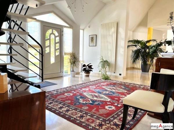 Maison à ECOUFLANT, 49000 - 7 pièces 280m²