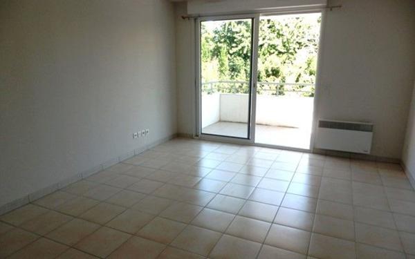 Appartement à vendre    2 pièces •  Aire-sur-l'Adour