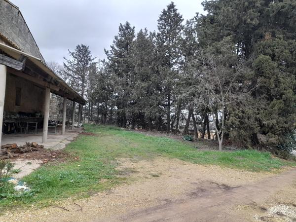 LOCAL EN PIERRE D ENVIRON 260 M²