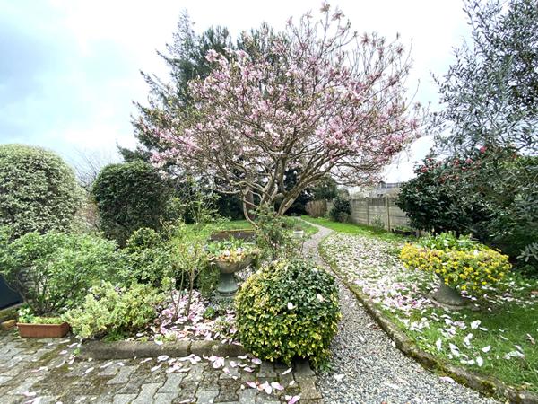 Maison à vendre à Vannes années 30 secteur gare !