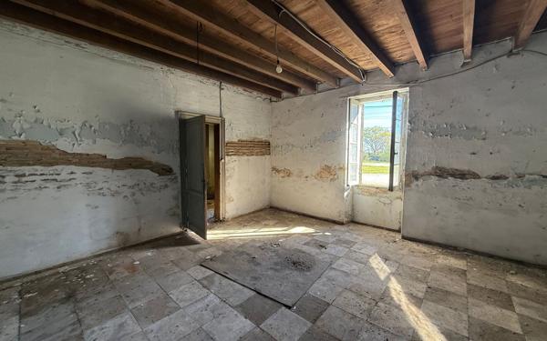 Maison à vendre    5 pièces •  Saint-Pardon-de-Conques