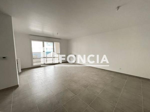 Appartement 3 pièces T3 F3 66 m² à Nantes 44000 à vendre