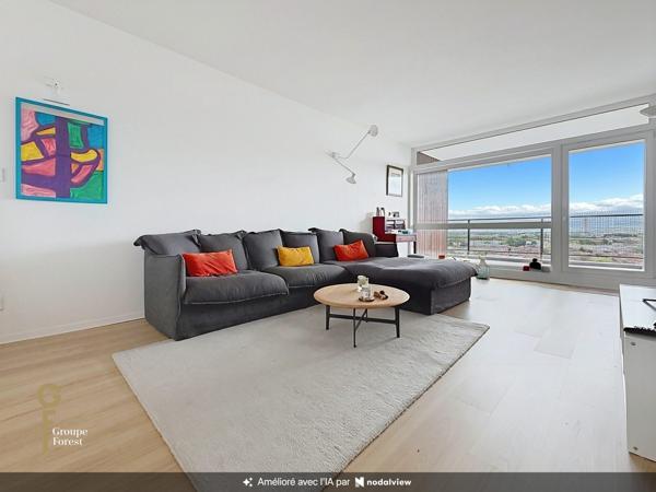 Très bel appartement T4 rénové avec terrasse