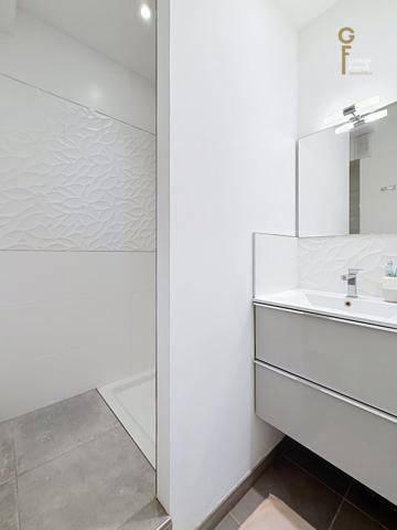 Très bel appartement T4 rénové avec terrasse
