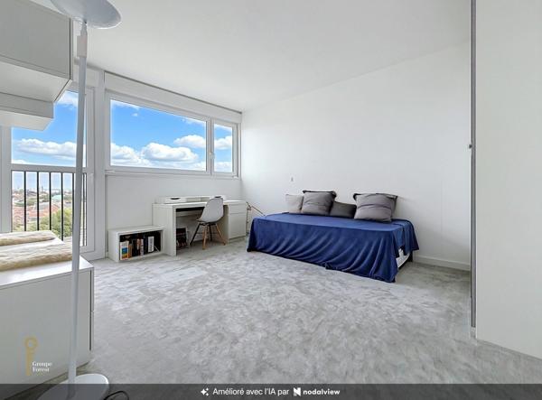 Très bel appartement T4 rénové avec terrasse
