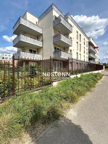 Vernon : superbe T2 neuf avec terrasse et parking, prêt à emménager !