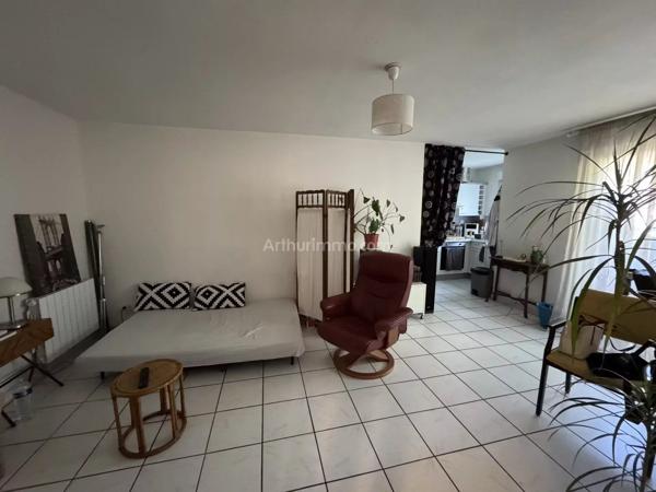 Vente                                                      Appartement
                        
                     3 pièces                      59 m2                     à Manosque