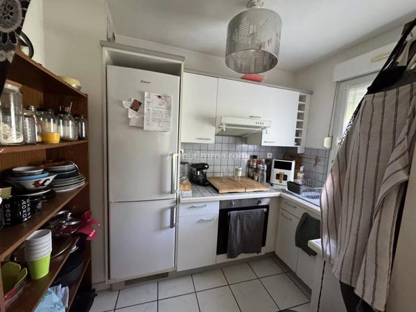 Vente                                                      Appartement
                        
                     3 pièces                      59 m2                     à Manosque