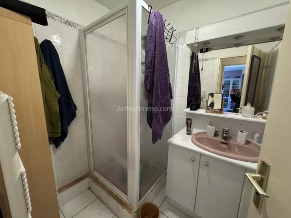 Vente                                                      Appartement
                        
                     3 pièces                      59 m2                     à Manosque