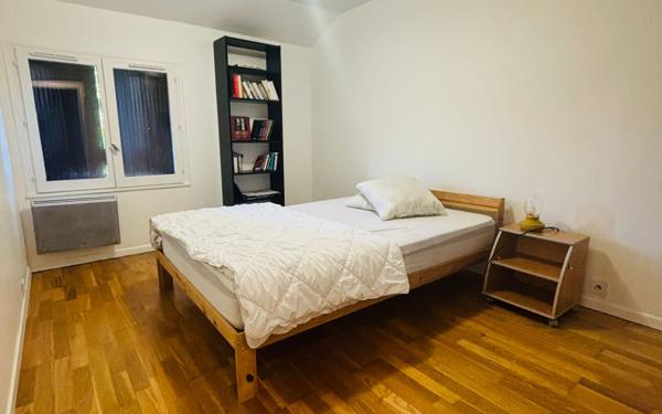 Maison à vendre    5 pièces •  Stains
