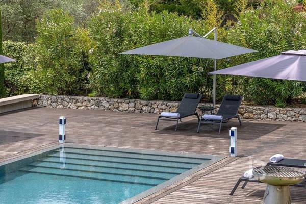 Villa contemporaine aux prestations haute gamme à vendre à Mougins