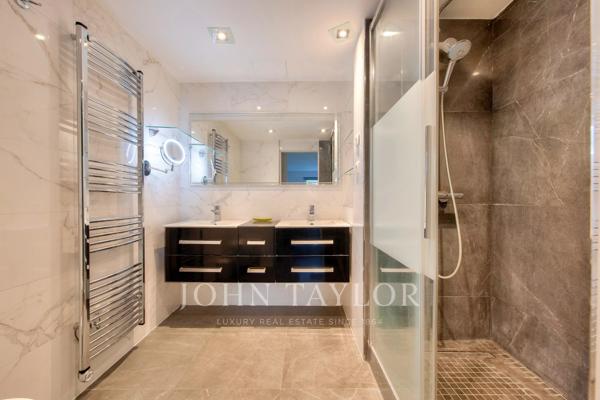 Jardin Galliera – Appartement familial avec terrasse