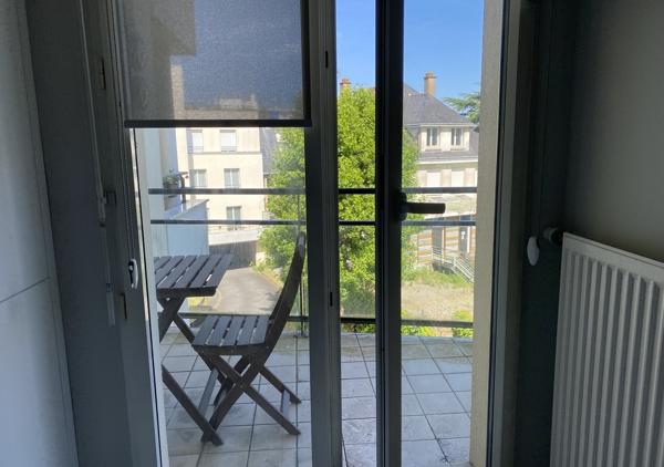 Beau T3 meublé avec balcon - ref 61121