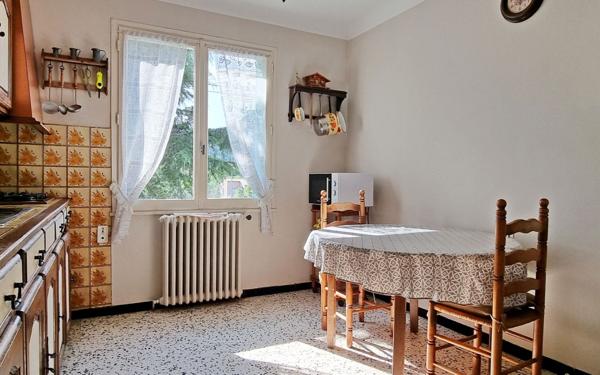 Maison à vendre    5 pièces •  Saint-Martin-de-Valgalgues