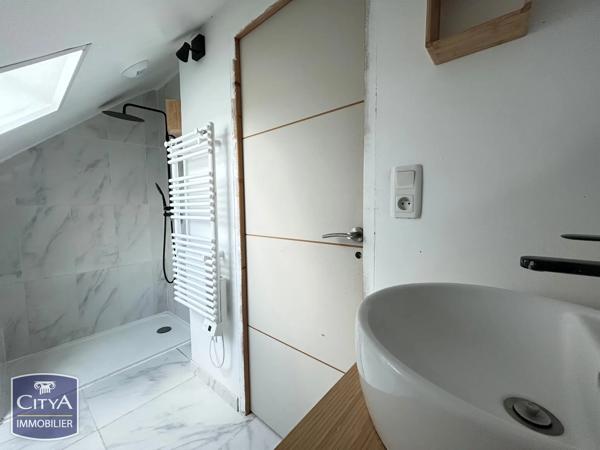 Maison à vendre 8 pièces 144.43m² La Chapelle-Saint-Ursin (18570)