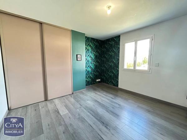 Maison à vendre 8 pièces 144.43m² La Chapelle-Saint-Ursin (18570)