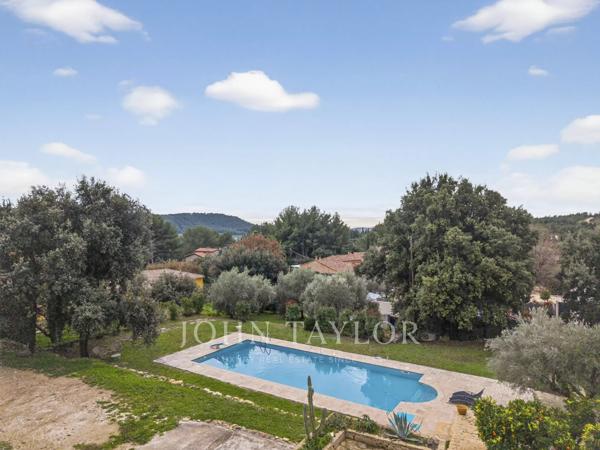 Maison avec piscine dans un quartier prisé de La Cadière-d’Azur
