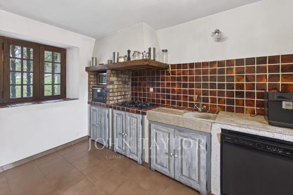 Maison avec piscine dans un quartier prisé de La Cadière-d’Azur