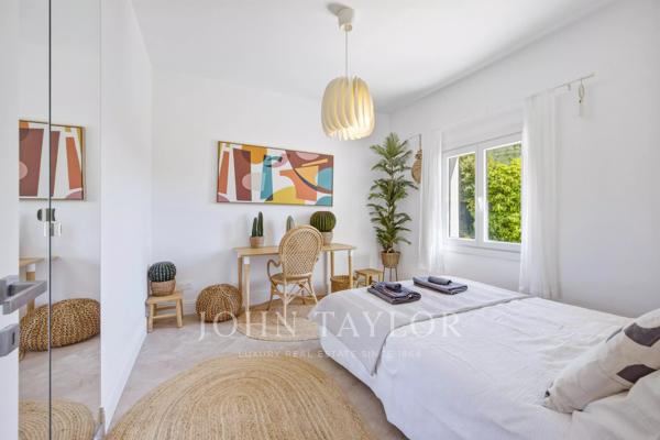 Élégante villa avec piscine et jardin exotique – Proche centre et mer