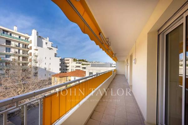 PORT VAUBAN ANTIBES / DERNIER ETAGE