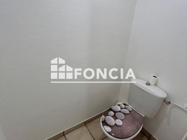 Location Appartement 2 pièces 43.28 m² - 39 RUE COTTON Roanne 42300