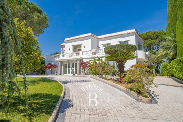 Mandelieu-la-Napoule, Villa 6 Chambres -  407 m² à vendre