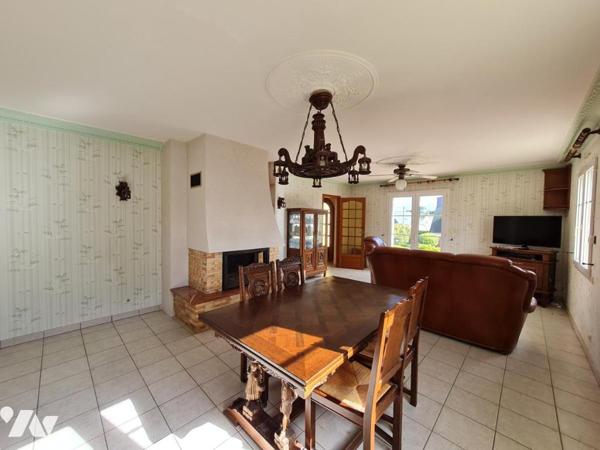 À Vendre à Rohan Maison familiale située à 2.7 km des commodités et services 