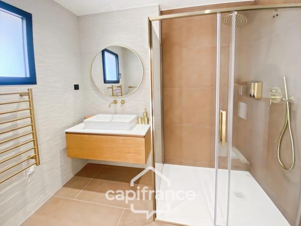 Maison à vendre 5 pièces VENTISERI (20) de 136 m2 Vue mer et piscine chauffée