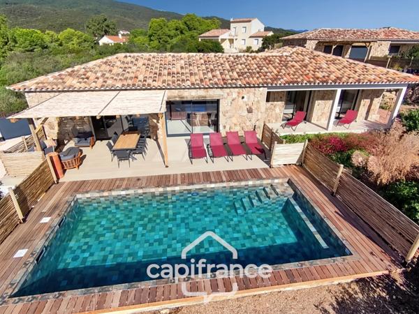 Maison à vendre 5 pièces VENTISERI (20) de 136 m2 Vue mer et piscine chauffée