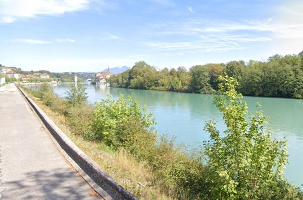 Appartement T2 au rez-de-chaussée avec terrasse à vendre à SEYSSEL (01)