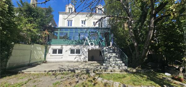 Maison à ROSNY SOUS BOIS (93110)