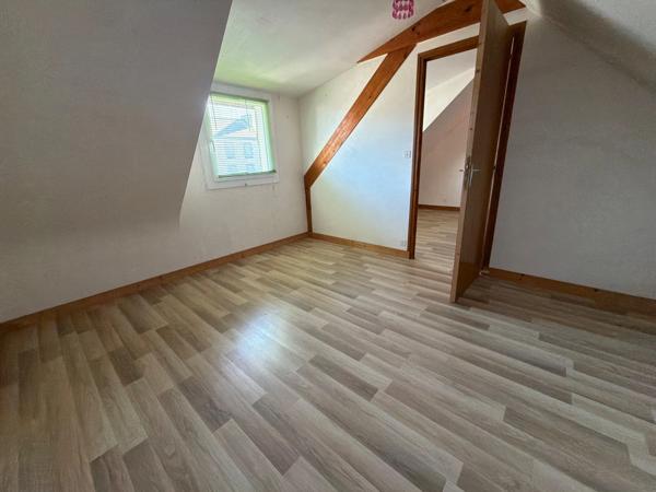 Maison à vendre 6 pièces  (56)
