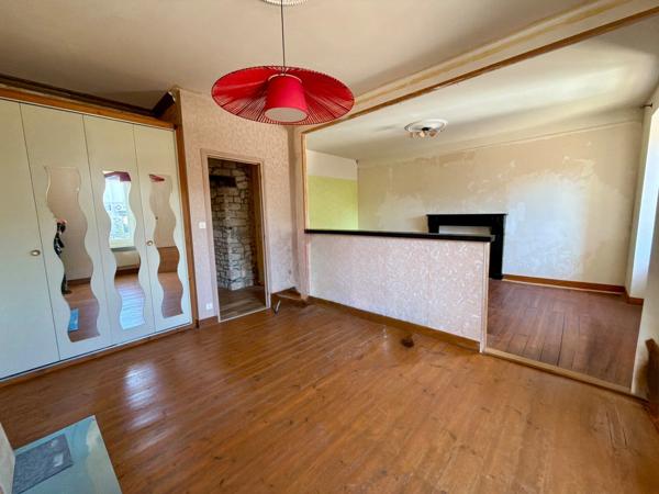Maison à vendre 6 pièces  (56)