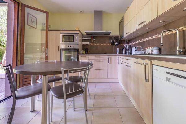 [BAISSE DE PRIX] Maison 6 pièces 170m2 avec piscine chauffée