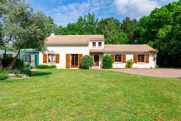 [BAISSE DE PRIX] Maison 6 pièces 170m2 avec piscine chauffée