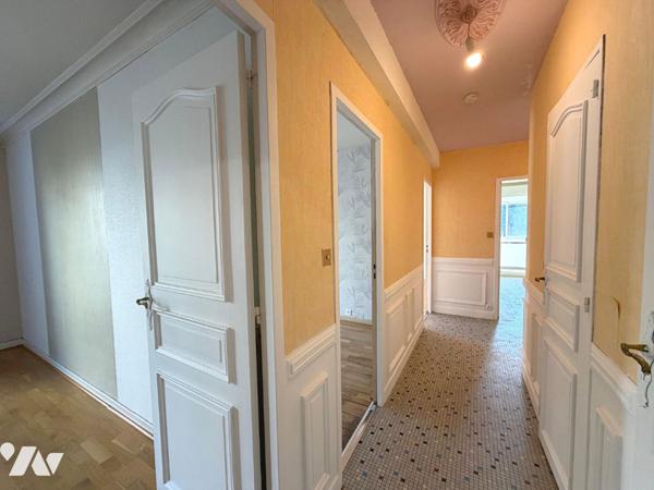 T4 DANS IMMEUBLE ISOLE QUARTIER RENNES SUD