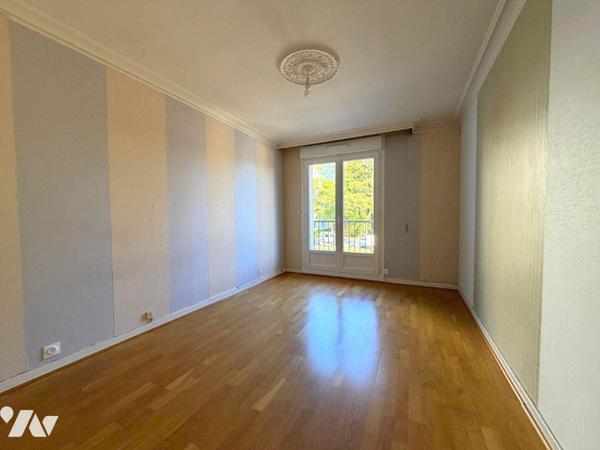 T4 DANS IMMEUBLE ISOLE QUARTIER RENNES SUD