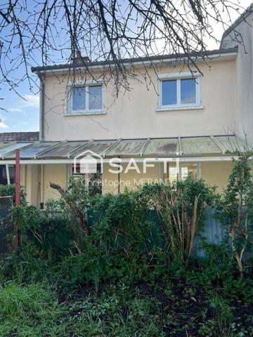 Dans ce centre proche des commerces de INGRANDES