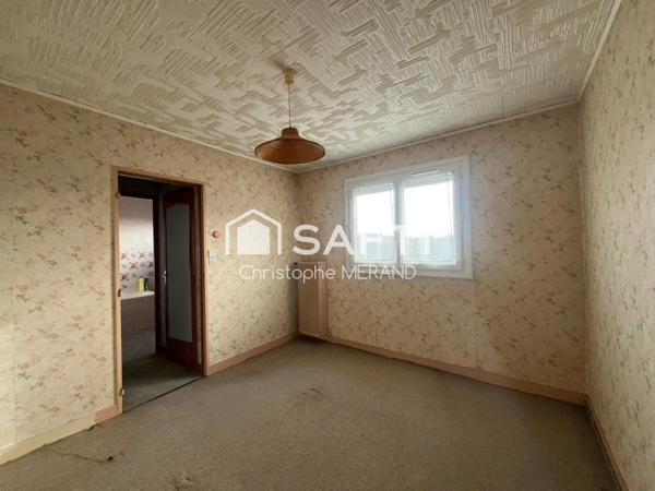 Dans ce centre proche des commerces de INGRANDES